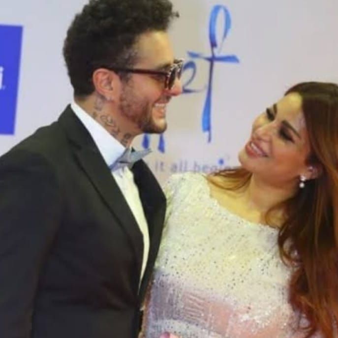 أحمد الفيشاوي يفاجئ زوجته بعيد ميلادها