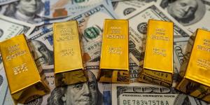 الغرف التجارية توضح: هل هناك ارتباط بين سعر الذهب وقرار الفائدة الأمريكية؟