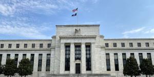 ترقب لقرار الفيدرالي الأمريكي بشان أسعار الفائدة
